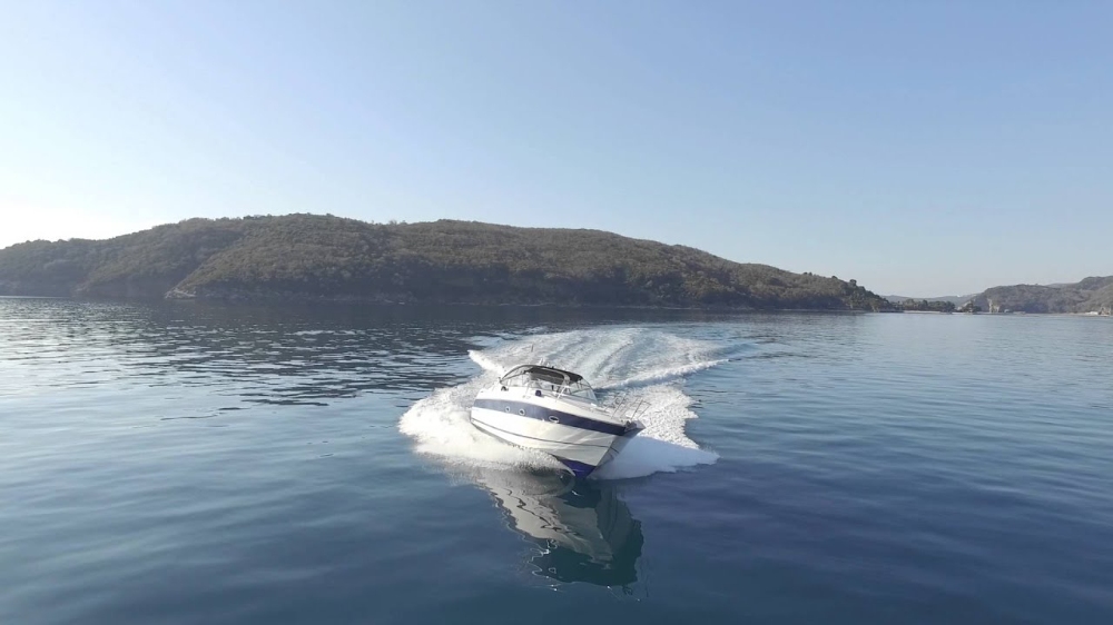 Sports Cruiser Tour - Vilamoura Luxury Yacht